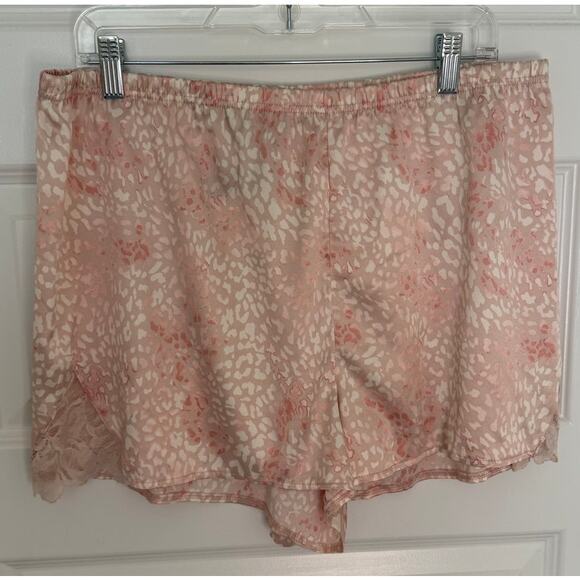 BCBGMAXAZRIA XL Pink Leopard Print Satin Lounge Shorts with Lace Trim - Picture 1 of 7